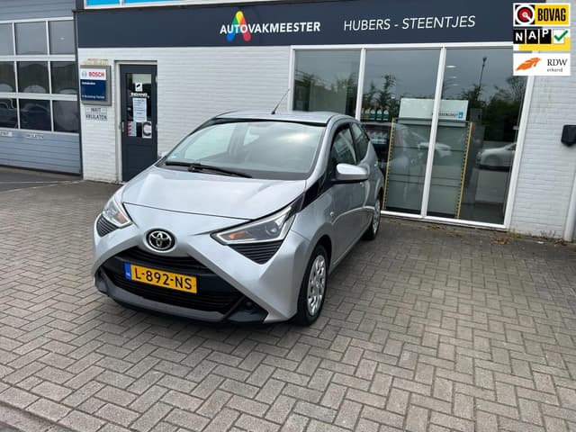 Toyota Aygo 1.0 VVT-i x-play