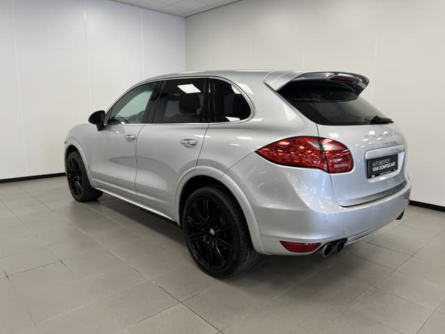 Porsche Cayenne 4.8 S 520PK / SCHUIFDAK / LEDER / 02-2026 BIJTELLINGSVRIENDELIJKE YOUNGTIMER!