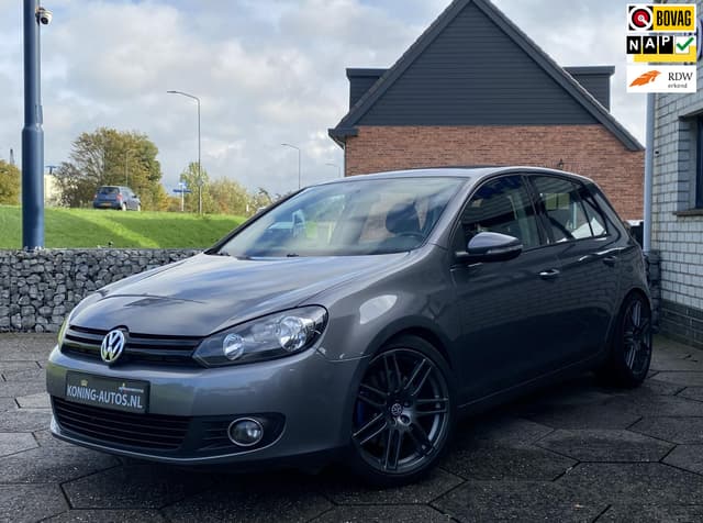 Volkswagen Golf 1.6 TDI BlueMotion / NAP/ Clima/ GTI stoelen/ trekhaak
