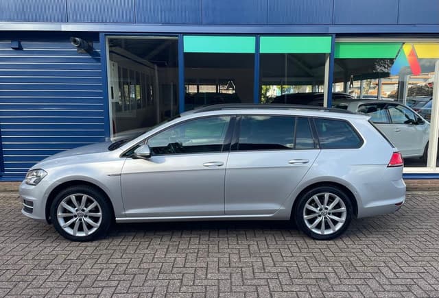Volkswagen Golf Variant 1.2 TSI Business Edition Connected R Trekhaak ALL IN PRIJS