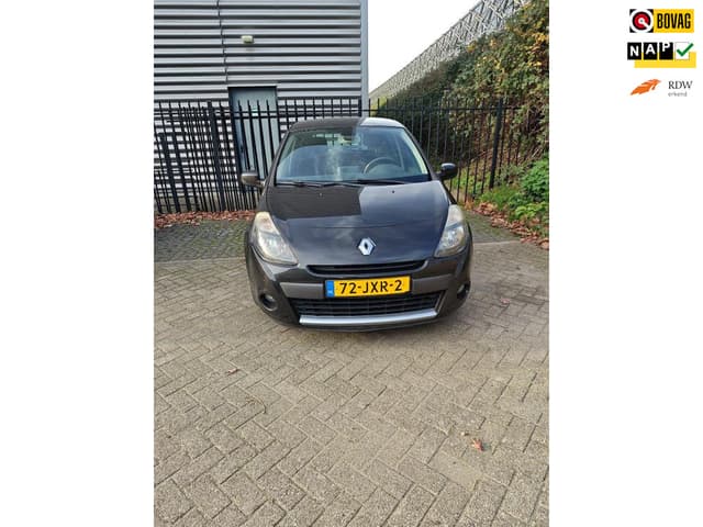 Renault Clio 1.6 Dynamique AUTOMAAT
