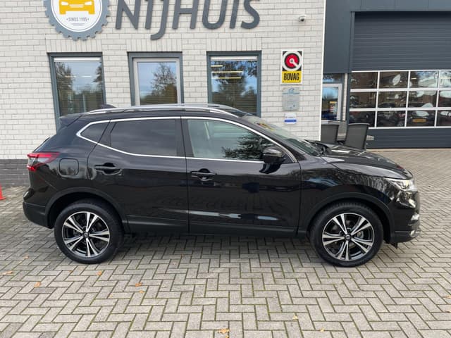 Nissan QASHQAI 1.3 DIG-T Acenta Automaat / Stoelverw. / Camera / Climate contr. / Panorama dak / Keyless / Telefoon / Navigatie