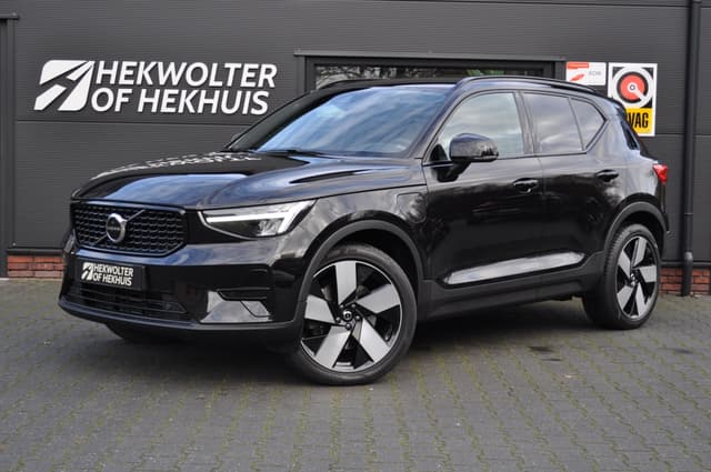 Volvo XC40 T5 Plus Dark Plug-In Hybrid 263 PK | Trekhaak | H&K | Camera | K