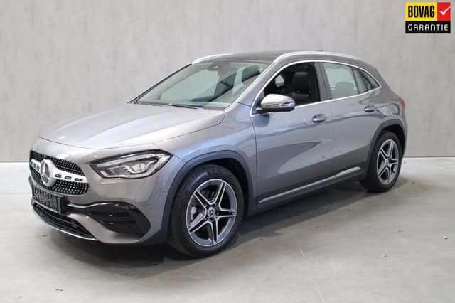 Mercedes-Benz GLA 200 AMG Line Panorama/Camera/Carplay Rijklaar incl Bovag garantie