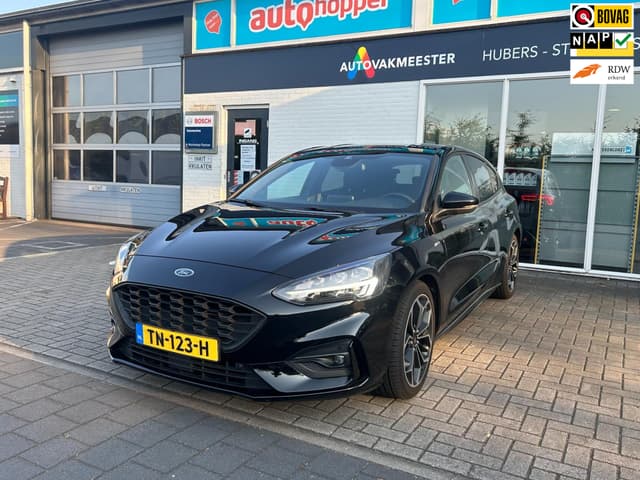 Ford Focus 1.0 EcoBoost ST Line Business