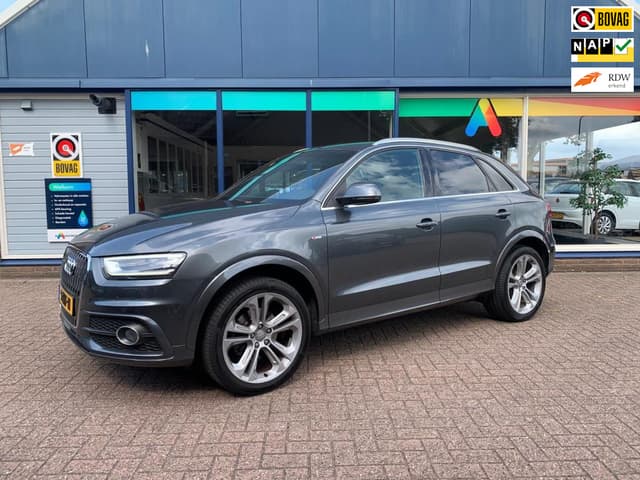 Audi Q3 1.4 TFSI Sport Edition S-line | Automaat | Parkeerhulp | Half - Leder