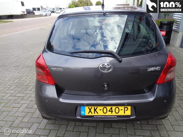 Toyota Yaris 1.3 VVTi Sol