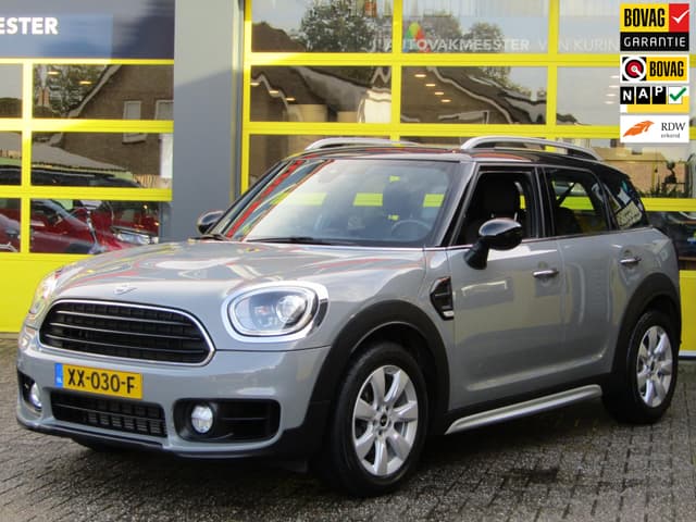 MINI Countryman Mini 1.5 Cooper / 34657 km N.A.P. / Sportleder / Zwarte hemel