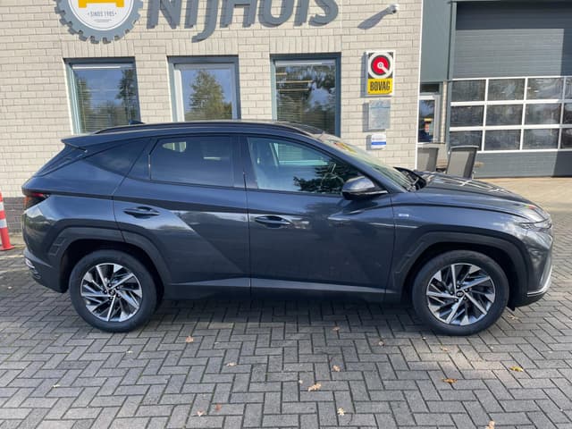 Hyundai Tucson 1.6 T-GDI MHEV i-Motion / Automaat / Camera / Stoel-/ stuurverw. / Navigatie / Carplay / Telefoon